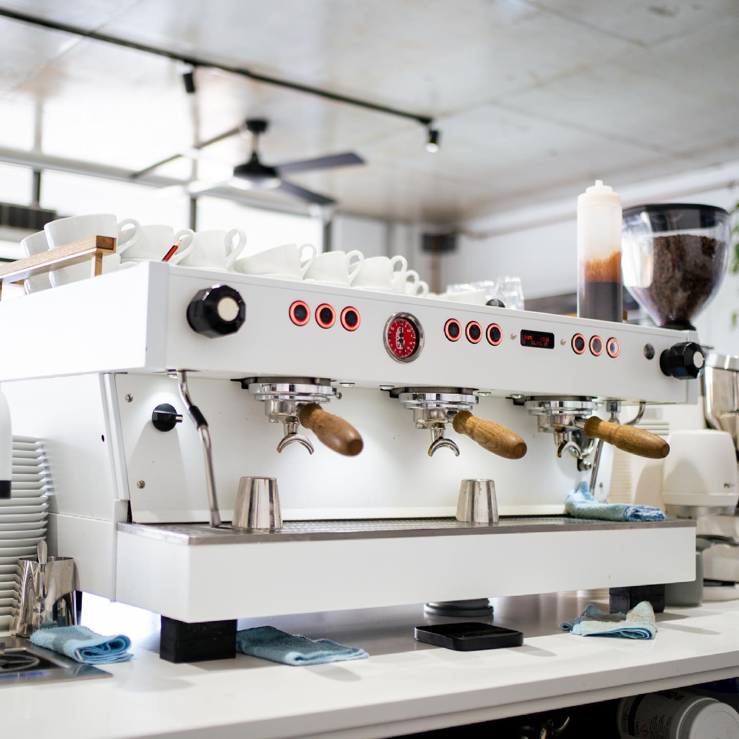 White espresso machine at Elevate Specialty Coffee